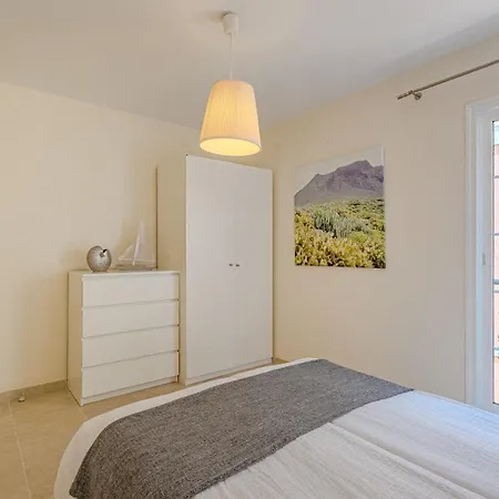 Paraiso Del Mar Apartment *